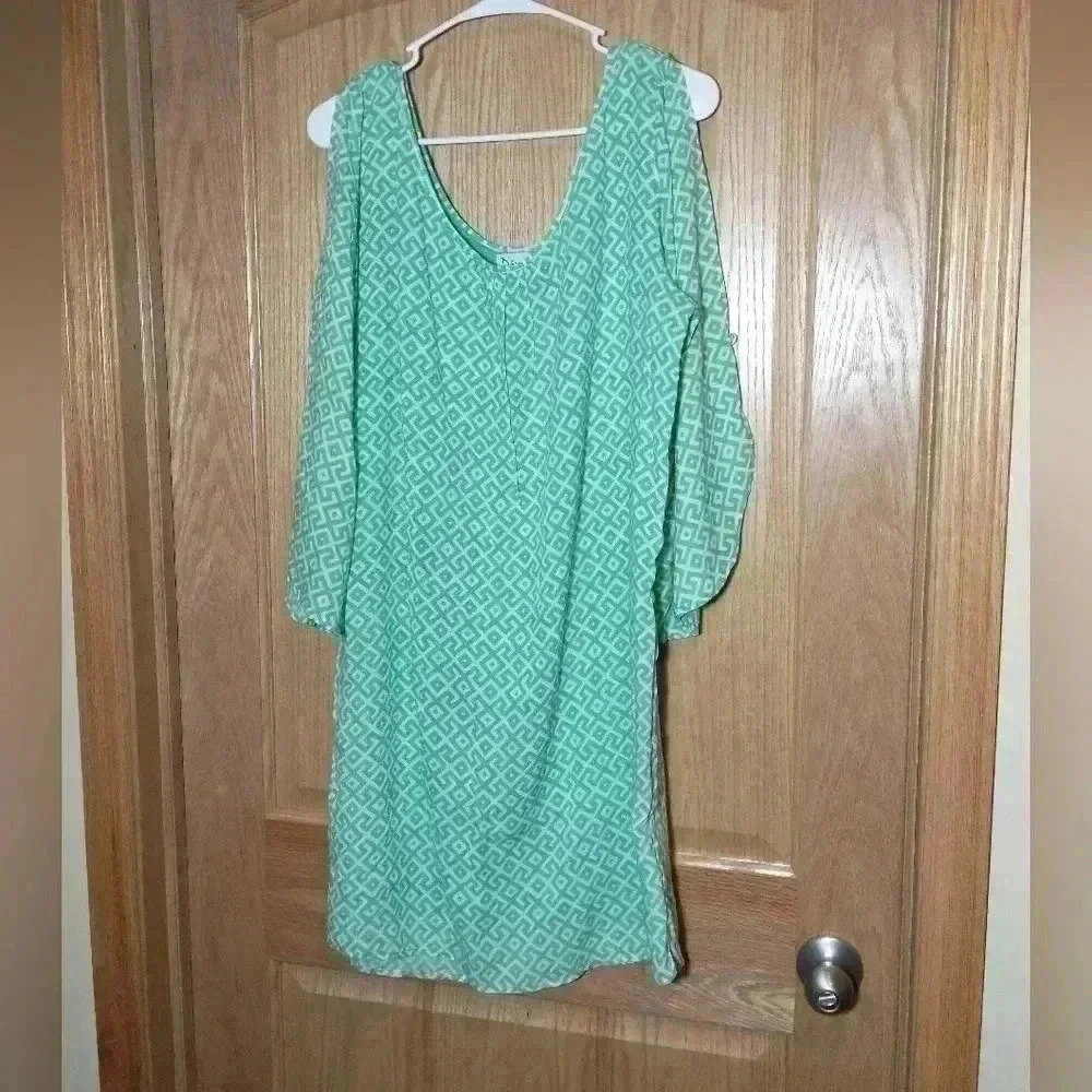 Dewa women's size Large green white geometric pattern dress soft peekaboo sleeve - Picture 1 of 7